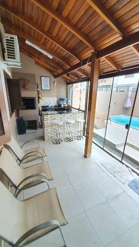 Casa Em Aberta Dos Morros Com 3 Dormitórios - Mi16579