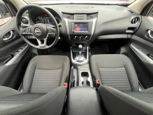 Nissan Frontier 2.5 Le At