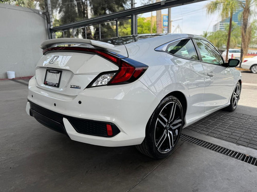 Honda Civic 1.5 Coupe Turbo Cvt