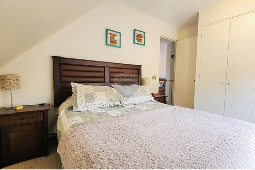 Oportunidad!! EquiPadísima Casa Familiar 5d/4b