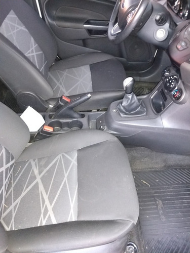 Ford Fiesta Kinetic Design 1.6 Se 120cv 2016