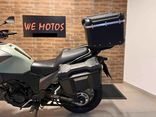 Kawasaki Versys 300 Tourer 2023