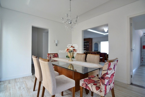 Imagem 24 de 30 de Casa De 500 M² De Área Construída Com Vista E Acesso Exclusivo Para O Mar! - 4647