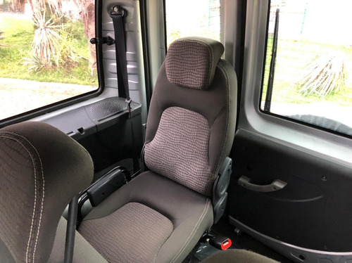 Imagem 7 de 10 de Fiat Doblo 2006 1.8 Adventure 5p