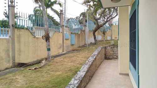 Imagen 27 de 30 de Club Campestre Comercial En Venta En La Mata Cabudare Lara *-*-*- Código Flex 21-17677 Rafael Carrasquel Vende Contáctame 0424.593.75.42 Instagram: @rentahouse.centrooccidente -*-*-*-*-