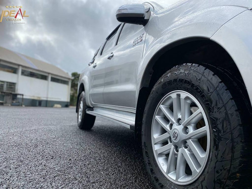Imagem 8 de 11 de Toyota Hilux Cd4x4 Srv