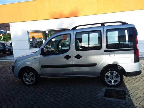 Imagem 3 de 9 de Fiat Doblò 1.8 Mpi Essence 7l 16v Flex 4p Manual