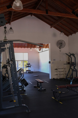Casa En El Barrio El Encuentro