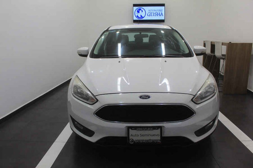 Imagen 2 de 15 de Ford Focus 2015 5p Se L4 2.0 Aut