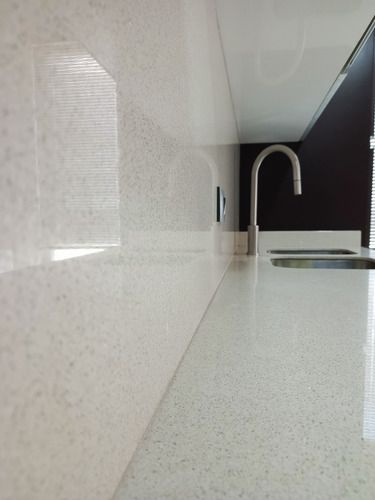Apartamento En Alquiler Fijo, Blue Bay Playa Moreno. Pampat