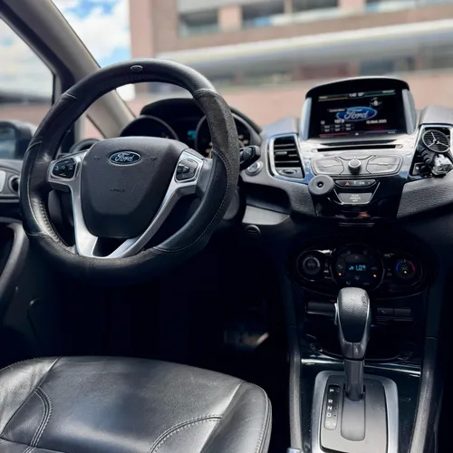 Ford Fiesta 1.6 Hatchback Titanium