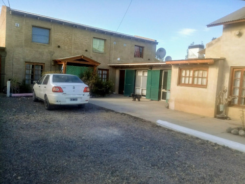 Imagen 6 de 21 de Complejo Casa Dos Plantas ,tres Dúplex Y Un Monoambiente.