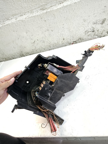 Modulo Fusibles Relevadores De Motor Megane 2 2.0 Std 04-09 (Usado)