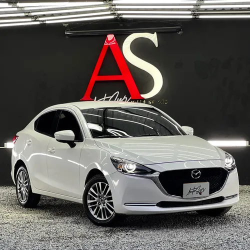 Mazda 2 Grand Touring Lx Sedan 2024 1.5