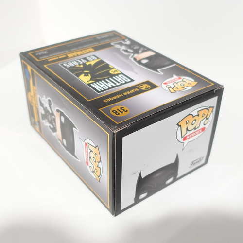Funko Pop! Batman 80 Aniversario - Batman 318 Grim Knight (Usado)