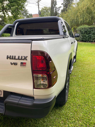 Toyota Hilux Gr 2 V6 4x4 T/a