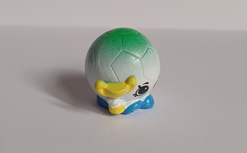 Mini Figura Shopkins Silvio Soccer Ball (Usado)