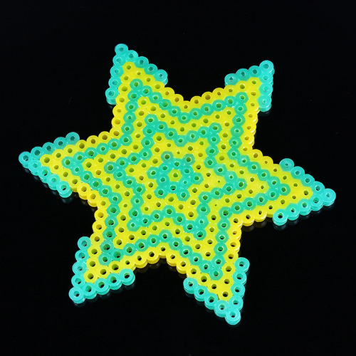 Perler Beads Pixel Art Project Con Papel De 20 Colores