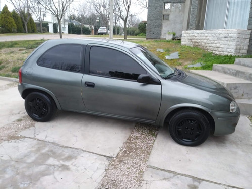 Corsa 1.6 3p 2008