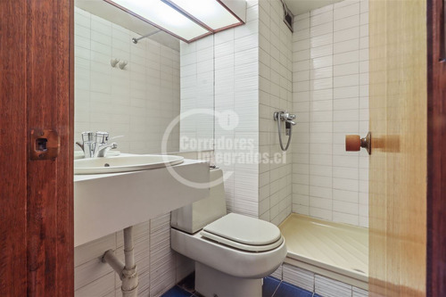 Departamento En Venta De 4 Dorm. En Providencia