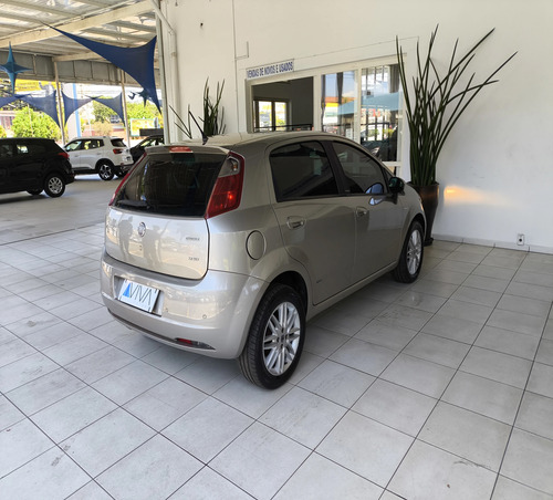 Fiat Punto 1.8 ESSENCE 16V FLEX 4P AUTOMATIZADO