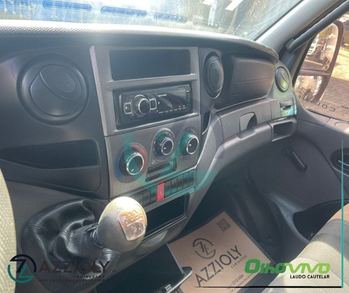 Imagem 4 de 15 de Iveco Daily 35s14