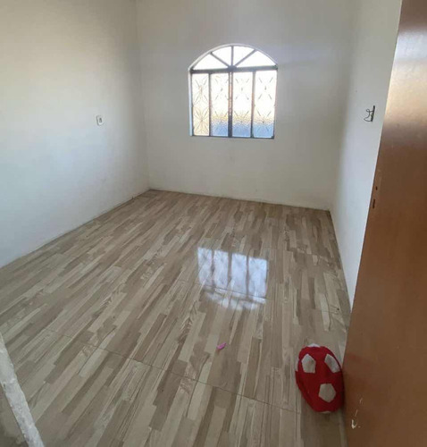 Casa Com 3 Quartos Sala Copa Cozinha E 2 Banheiros