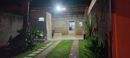 Imagem 1 de 13 de Casa 2 Qrts,um Sendo Suíte,garagem Espaçosa,