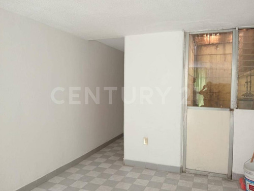 Venta De Casa En Col Mirasoles Mex Tluyehualco, Iztapalapa, Cdmx