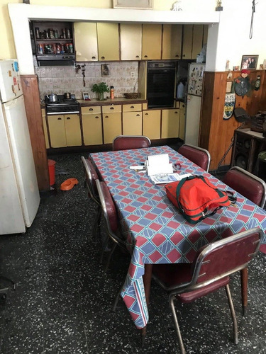 Imagen 14 de 30 de Casa Con 2 Locales Abajo En Lugano