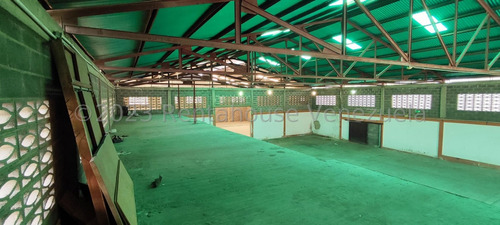 Galpónes Comercial En Venta En Zona Industrial 2 Barquisimeto Lara -- %%m-c-t%% Cod. 23 Guion 2 1 9 7 9