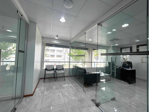 Imagen 13 de 26 de Local Comercial U Oficina, 330 M2, Centro Costanera