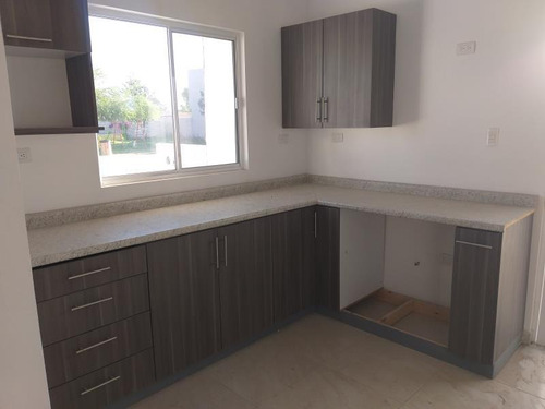 Imagen 2 de 11 de Casa Sola En Venta Fracc. Los Cedros