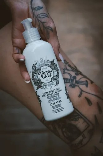 Crema Humectante Tattoo Care 200g Brillo Y Color