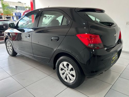Chevrolet Onix 1.0 MPFI JOY 8V FLEX 4P MANUAL