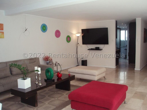 Venta De Casa\ Santa Inés - Mg  3-4972