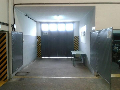 Imagen 11 de 12 de Amplio Galpon En Venta Con Oficinas