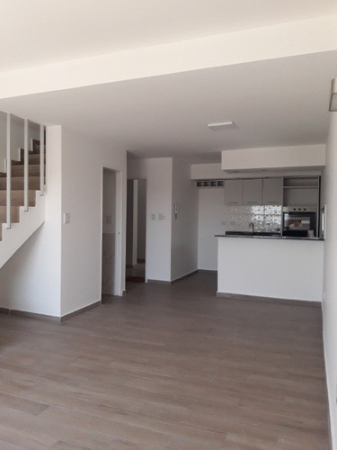 Imagen 9 de 14 de Departamento En Venta En Remedios De Escalada Oeste