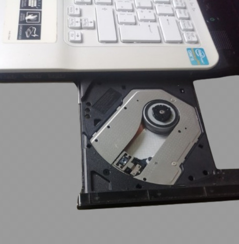 Laptop Sony Vaio Core I5 Sve141c11u Para Reparar (Usado)