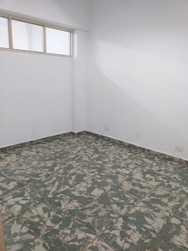 Local En Venta En Balvanera