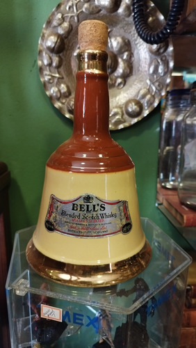 Garrafa Antiga Sino Whisky Bells Vazia (Usado)