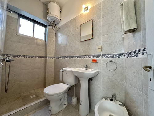 Apartamento En Alquiler Amoblado Parque Cordon Sur 1 Dorm.