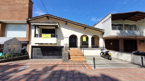 Casa Local Independiente Ubicada Entre Glorieta De Colombia Y Estacion Floresta