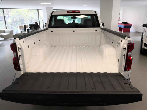 Imagen 11 de 15 de Chevrolet Silverado 2020 2p 1500 Wt Cr 4x2 A