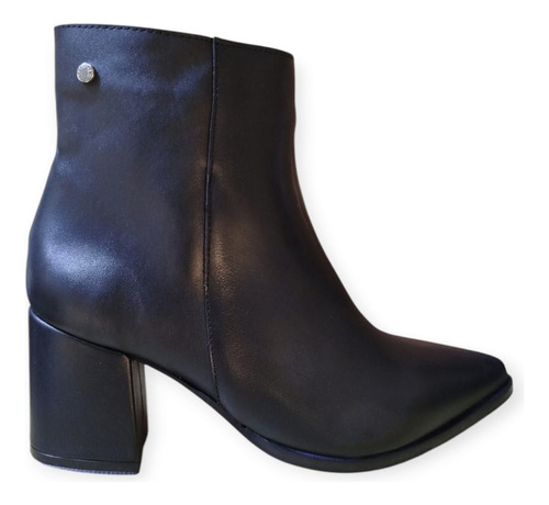 Botas Bajas En Punta Cuero Fragola Premium Tipcalzado 0701