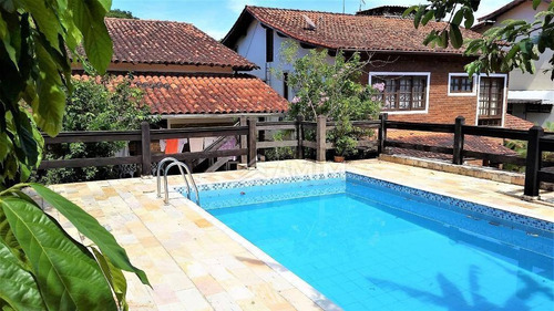 Imagem 2 de 30 de Casa Linear Em Condomínio - 04 Quartos 2 Suítes Lavabo Piscina - Ca0808
