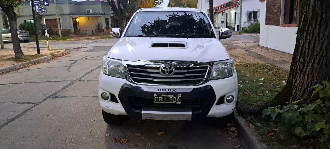 Toyota Hilux 3.0 Cd Srv Limited 171cv 4x4