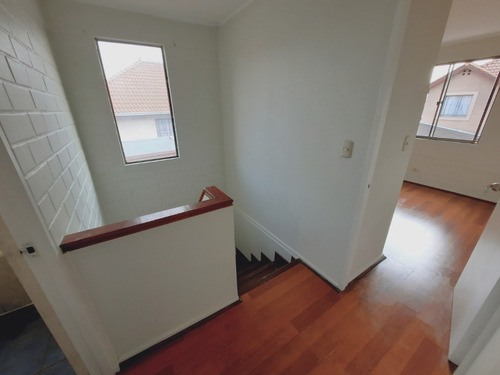Linda Casa Con Acceso Controlado En Portal Del Bosque, Maipu
