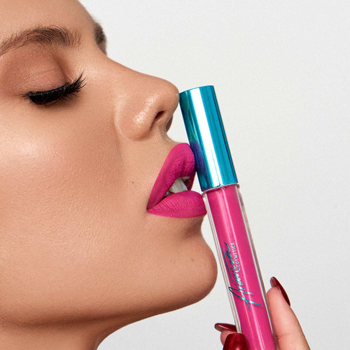 Labial Matte Pink Saphire Larga Duración Arantza