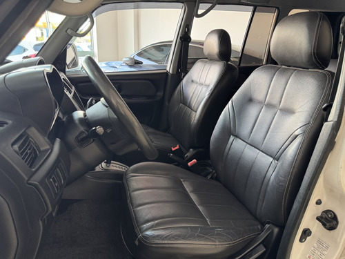 Mitsubishi Pajero TR4 2.0 16V 4P FLEX AUTOMÁTICO